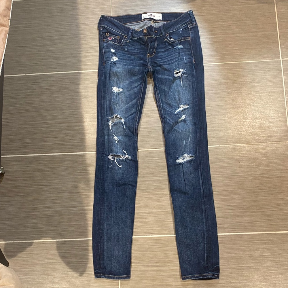 HOLLISTER  ripped skinny jeans low rise